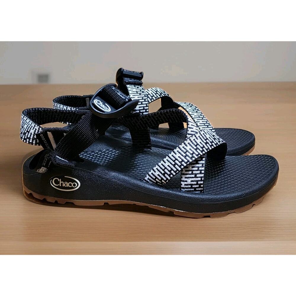 Chaco Hiking Sandals Womens 5 Z/Cloud White Hook & Loop Buckle Strappy J106604